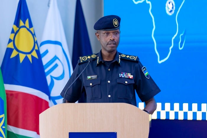 Umuyobozi w'Ishuri Rikuru rya Polisi, CP Rafiki Mujiji