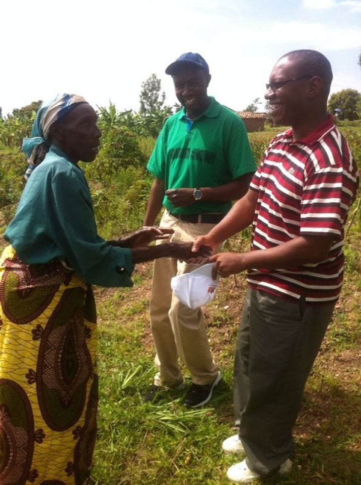 Mukaruranga ashimira abaje kumuha umuganda wo kumuhingira.