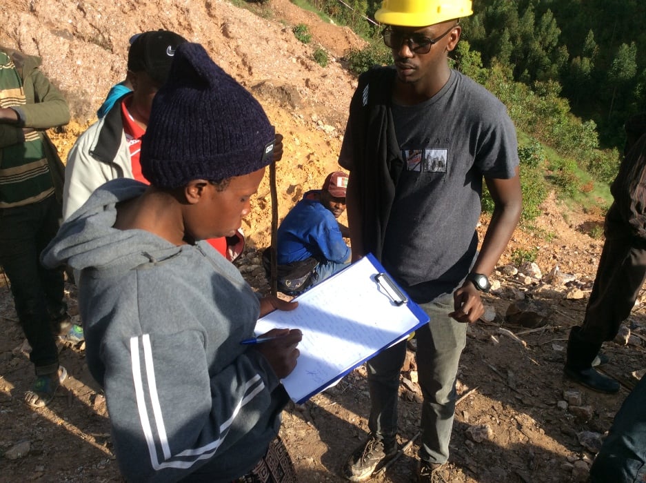 Mukeshimana avuga ko yemeye gusinyira ubwumvikane cyangwa ubugure