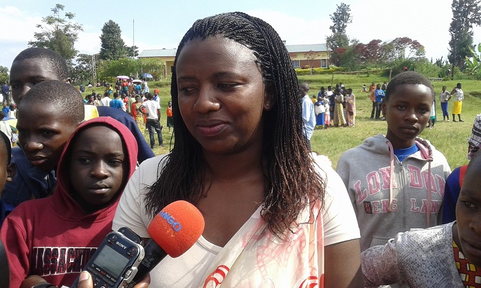 Mukeshimana Alice, Umunyamabanga Nshingwabikorwa w'Umurenge wa Mugunga avuga ko icyo kibazo kiri gukurikiranwa n'inzego zishinzwe ubutabera