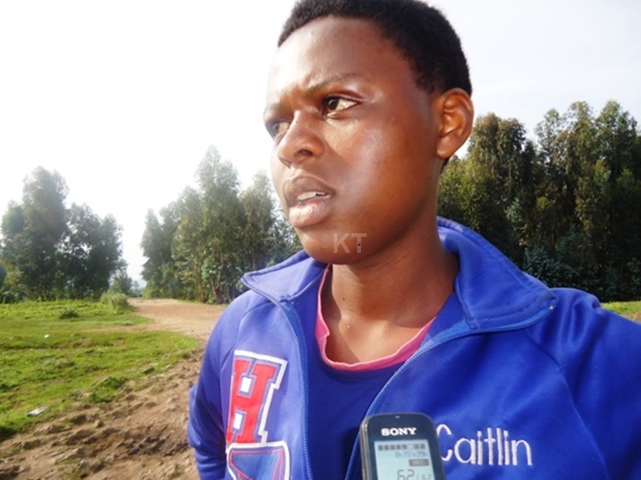 Mukeshimana Claudine yemeza ko umuriro wabafashije mu myigire no mu bindi bikorwa biwukenera mu ngo.