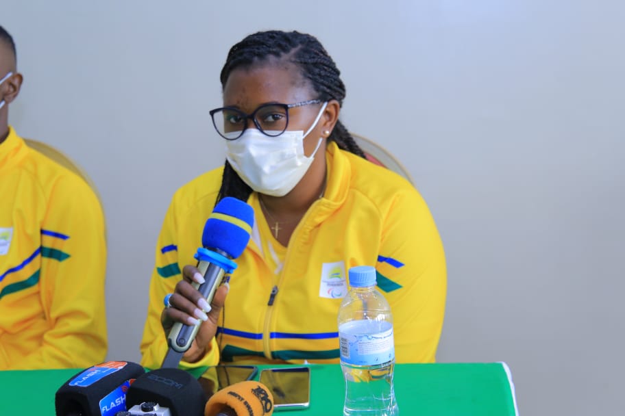 Mukobwankawe Liliane, Kapiteni w