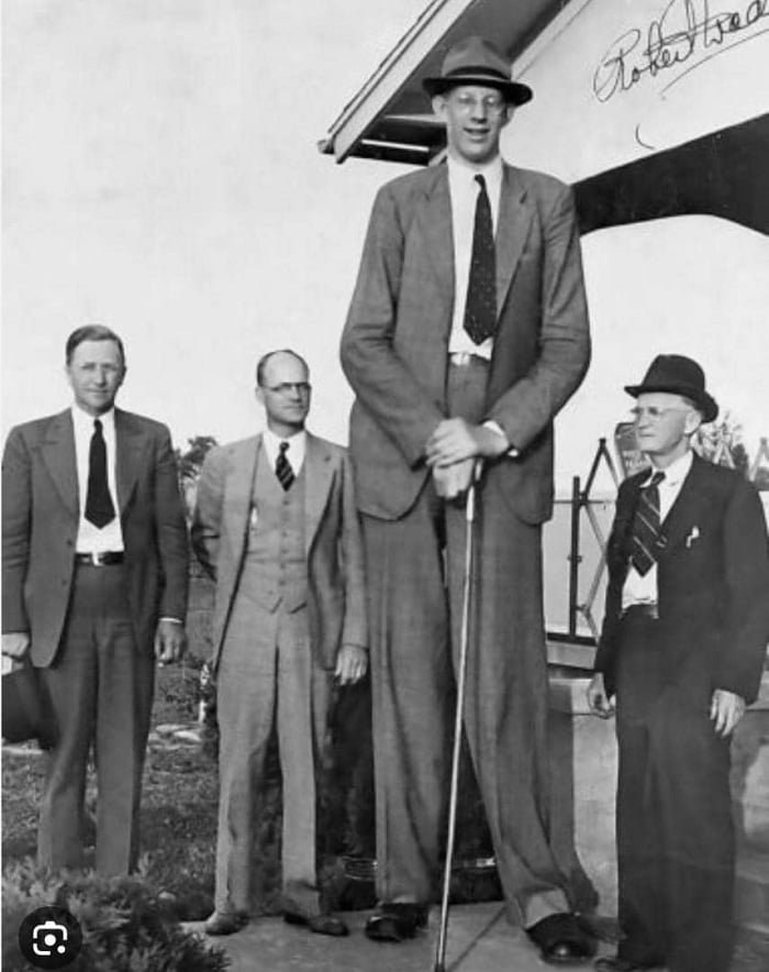 Robert Pershing Wadlow, kugeza ubu ntawe uragera ku burebure bwe