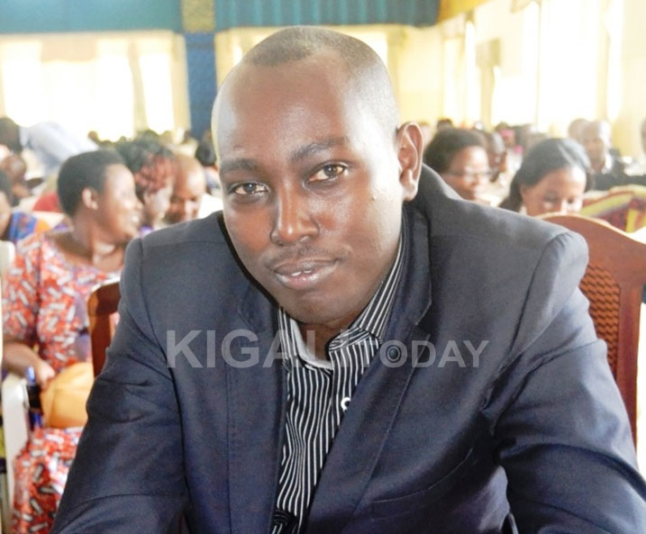 Murenzi Janvier, umuyobozi w'akarere wungirije ushinzwe imari n'iterambere ry'ubukungu.