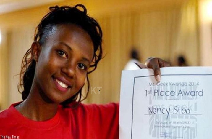 Nancy Sibo mu 2014 na bwo yari yahawe igihembo cya Ms Geek.