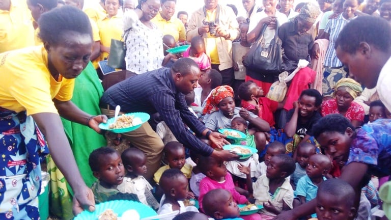 Muri iki cyumweru cy'iminsi 1000 y'umwana ababyeyi ngo bazigishwa uko hategurwa igaburo ryuzuye ku mwana