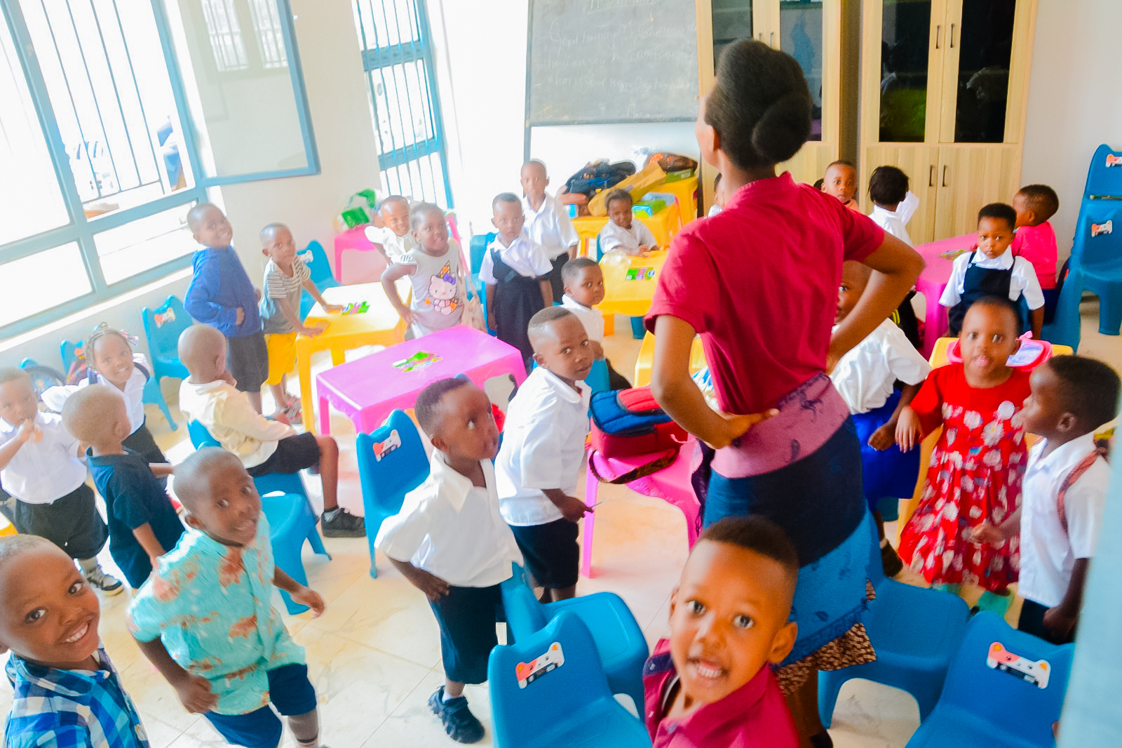Muri serivisi zitangirwa muri iyo nyubako nshya, harimo n'urugo mbonezamikurire y'abana bato (ECD)