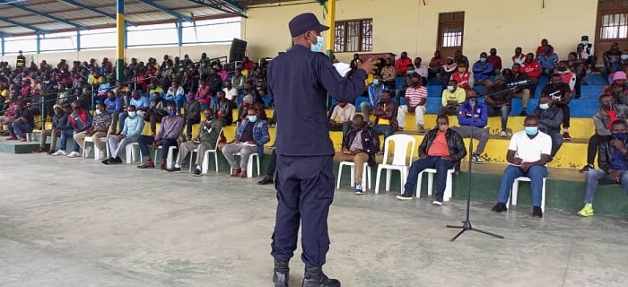 CSP Francis Muheto asanga abamotari bishora mu byaha bakurikiye inyungu basiga icyasha bagenzi babo