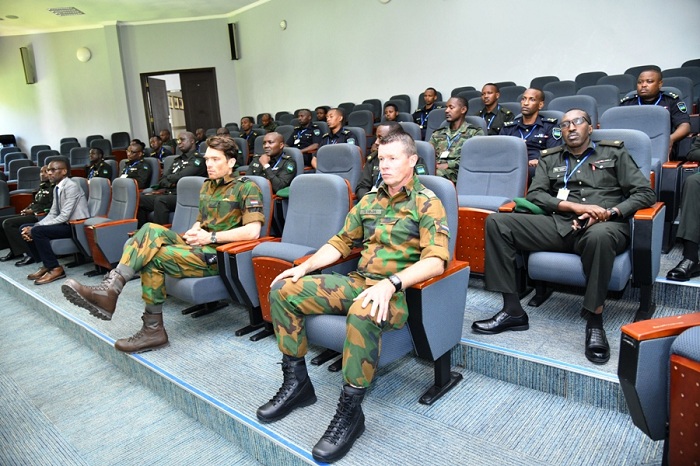 Aya mahugurwa bayitezeho ubumenyi buzabafasha kubungabunga ubuzima bw