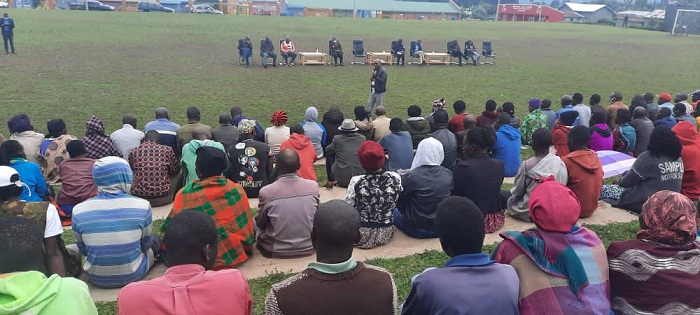 Abaturage basabwe gusubira mu mirimo yabo ariko banakomeza kwicungira umutekano