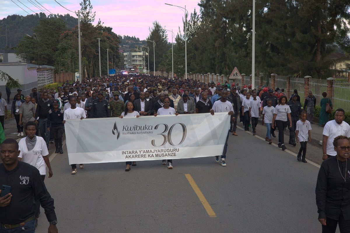 Ni igikorwa cyabimburiwe n'urugendo rwo kwibuka