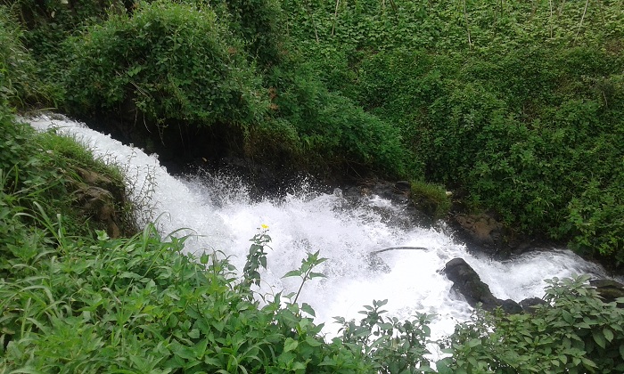 Umugezi wa Mpenge ifite n'isumo