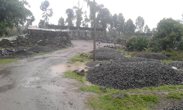 Abaturage barifuza ko uru ruganda rwimurirwa ahagenewe inganda rukava mu mudugudu