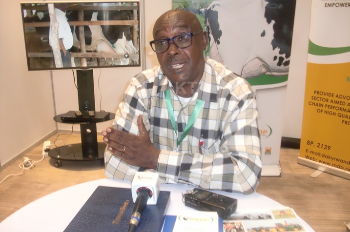 Musemakweri avuga ko ibiryo by'amatungo bituma inka igira ubuzima bwiza ikanazamura umukamo.