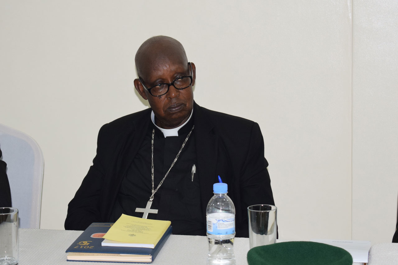 Papa Francis yatoreye Musenyeri Papias Musengamana - Inyarwanda.com