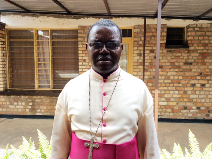 Musenyeri Hakizimana Célestin avuga ko iwabo bamureze bamurinda amacakubiri