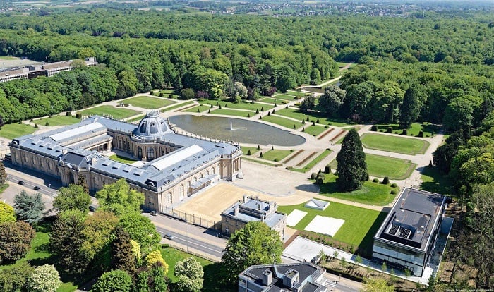 Inzu ndangamurage ya Africa Museum iherereye Tervuren ku birometero 15 uvuye i Buruseli yafunguwe Mu 1910