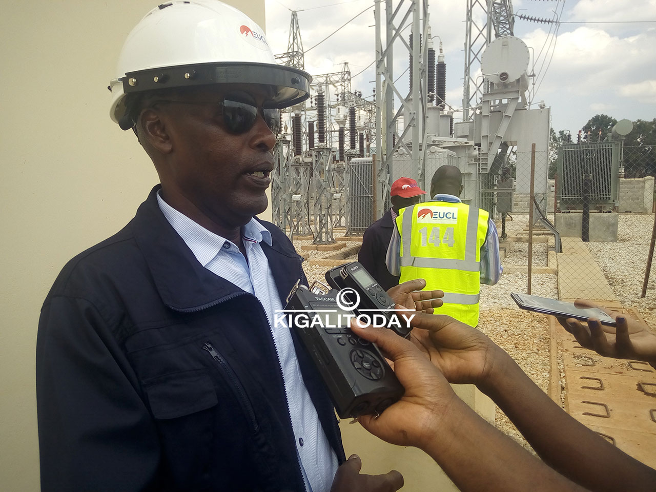 Mutesa avuga ko uyu mushinga watewe inkunga n'u Buyapani wongereye ingufu z'amashanyarazi ku buryo bugaragara