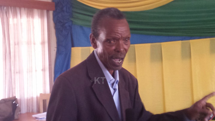 Uyu musaza avuga ko uburinganire n'ubwuzuzanye byatumye umugore yibagirwa ko umugabo ari umutwe w'urugo.