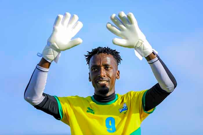 Emery Mvuyekure ni we uhabwa amahirwe yo kubanzamo