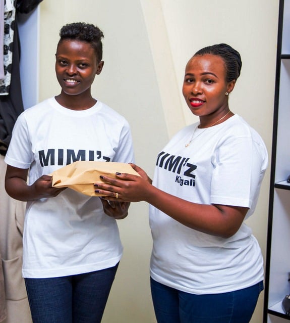 Mwiseneza Josiane yamaze gushyikirizwa amafaranga azagura imodoka