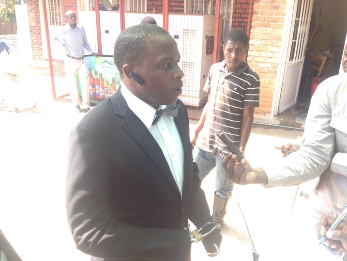 Ndabaramiye asaba abafite ubumuga kutiheba ahubwo bagashakisha ubundi buhanga bifitemo.