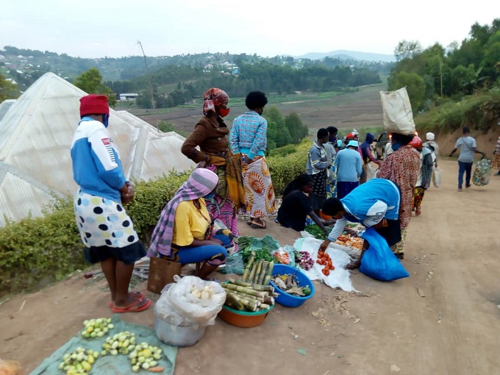 Abahaha basiganwa n'amasaha yo gutaha baba bavuye mu mujyi cyangwa mu nkengero zawo