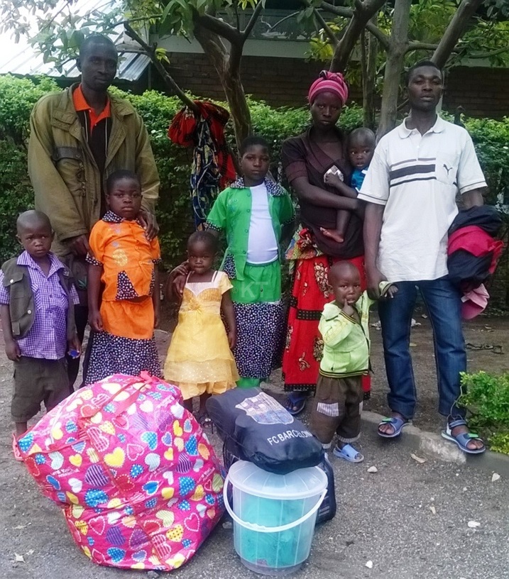 Ndagije na Bagabo n'imiryango batahanye mu Rwanda
