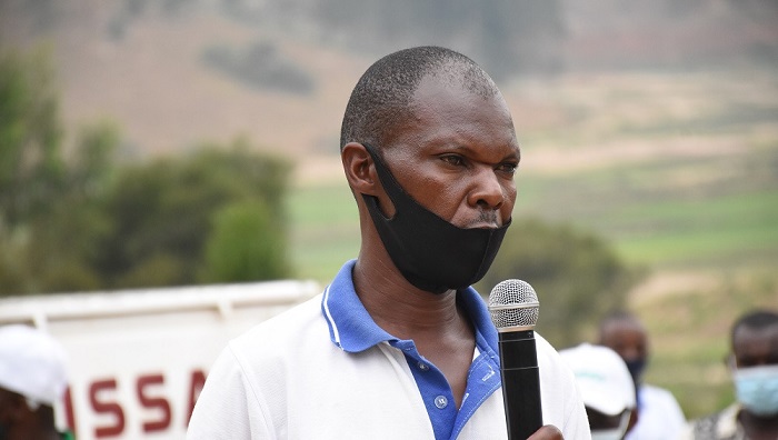 Ndagijimana avuga ko abahinzi basaga 500 babuze aho bahinga