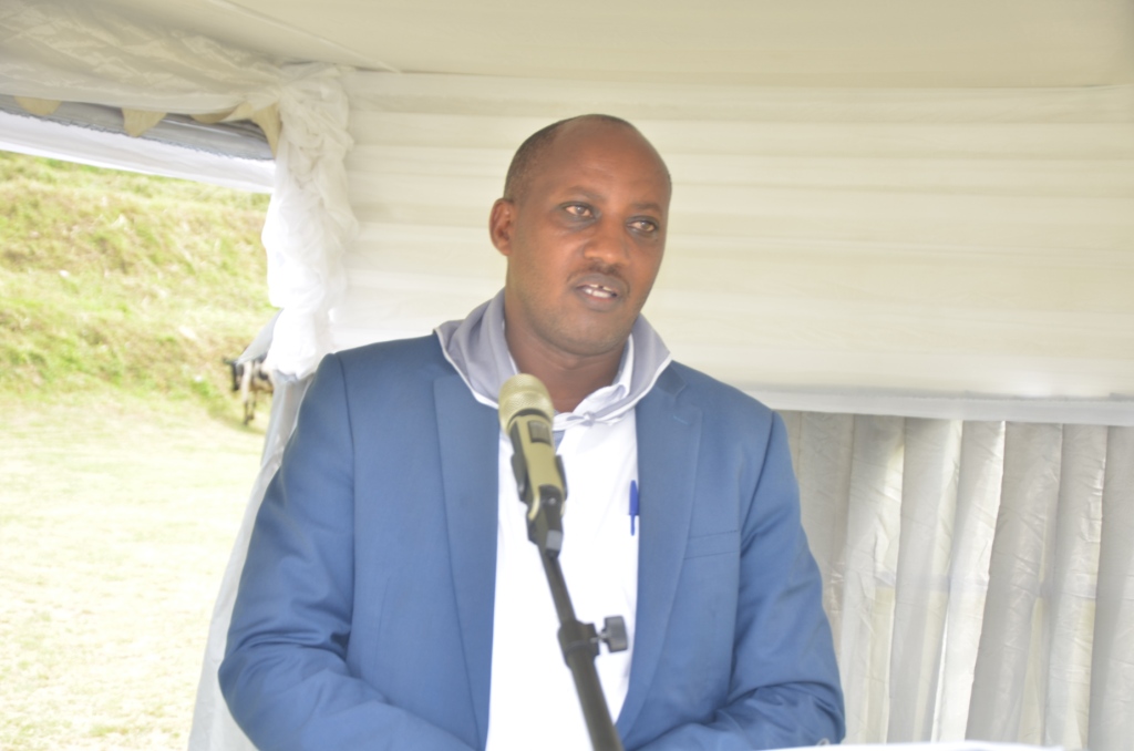 Ndayisaba François umuyobozi w'Akarere ka Karongi avuga ko bagiye gushaka amakuru afatika