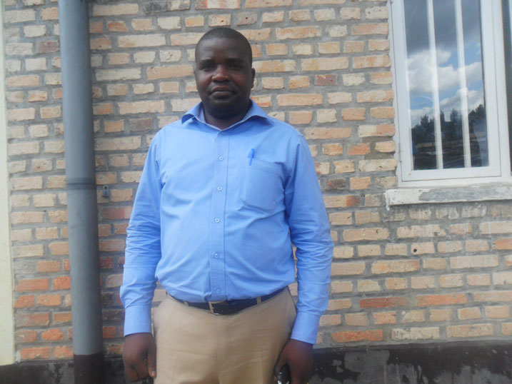 Ndoli avuga ko bafite gahunda yo guhuriza hamwe urubyiruko bakarwigisha gukora. 