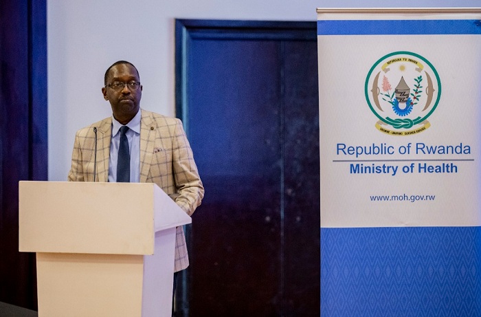 Minisitiri Dr Ngamije avuga ko iyi politiki izaba igisubizo kuri serivisi zakundaga kubura mu bajyanama b'ubuzima Minisitiri Dr Ngamije avuga ko iyi politiki izaba igisubizo kuri serivisi zakundaga kubura mu bajyanama b'ubuzima
