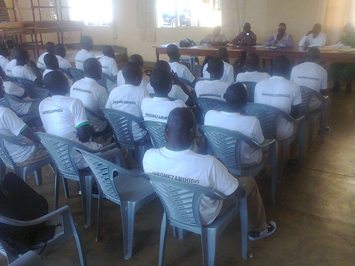 Ngo bafite intego yo kwerekana itandukaniro ry'ubuzima bwa mbere yo kugororwa n'ubwa nyuma yaho.