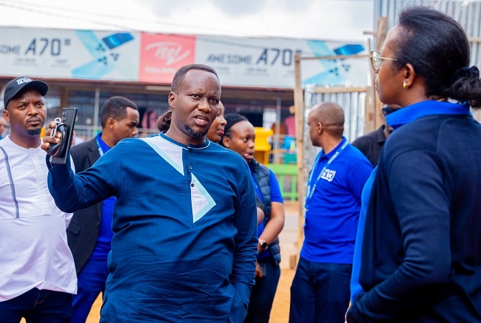 Umuyobozi w'urugaga rw'abikorera mu Karere ka Ngoma aganira n'Umuyobozi Mukuru wa BK ku mishinga bafitanye