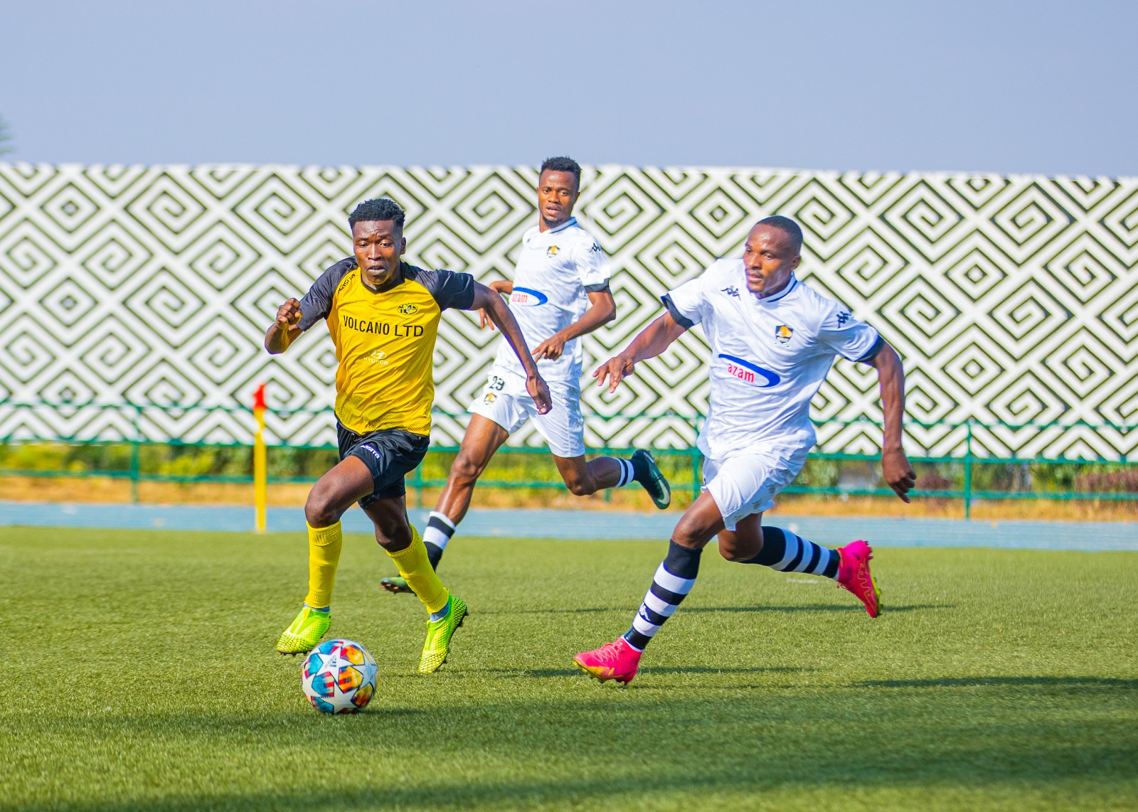 Ni undi mukino utagendekeye neza Bemol Apam Assongue ngo yiyereke abafana ba APR FC