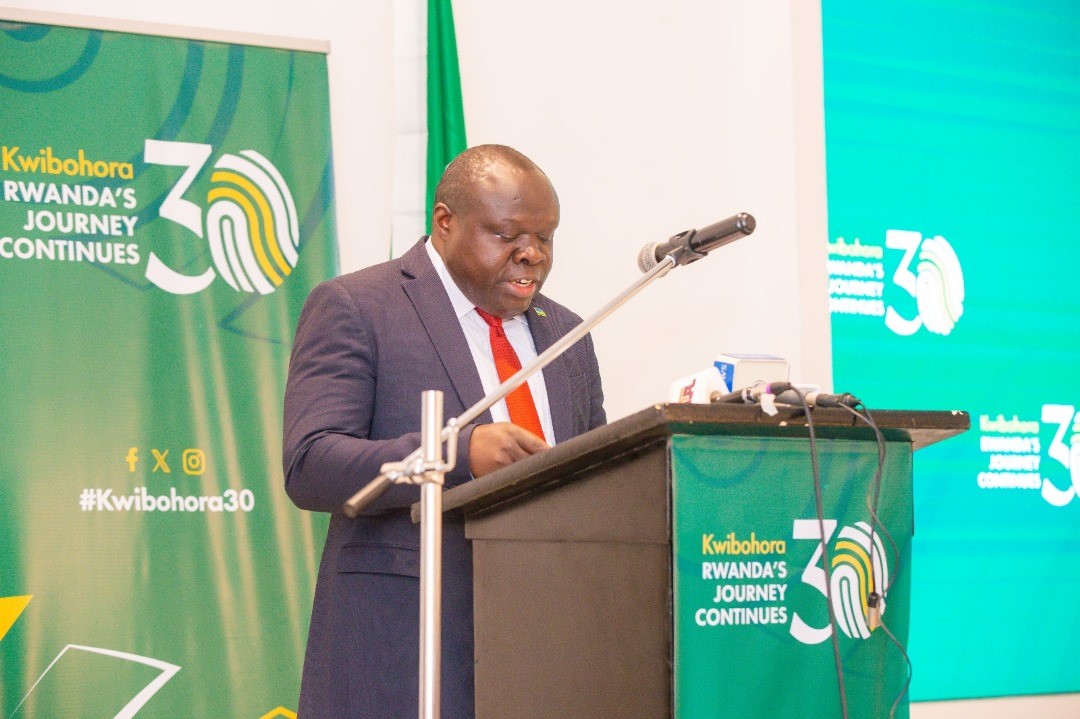 Ambasaderi Christophe Bazivamo