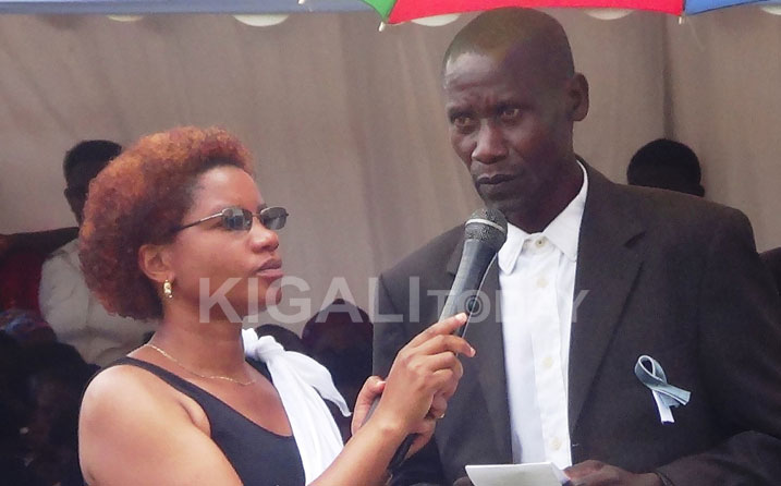 Niyodusenga we ngo amaze kwigurira inka akaba yaraniyubakiye inzu mu rwego rwo kwiyubaka.