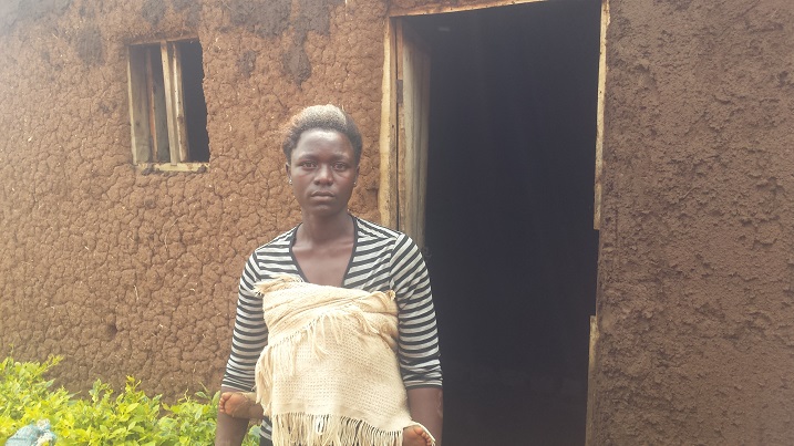 Niyonsenga yashimiye ubuyobozi n'abaturage batekereje kumwubakira