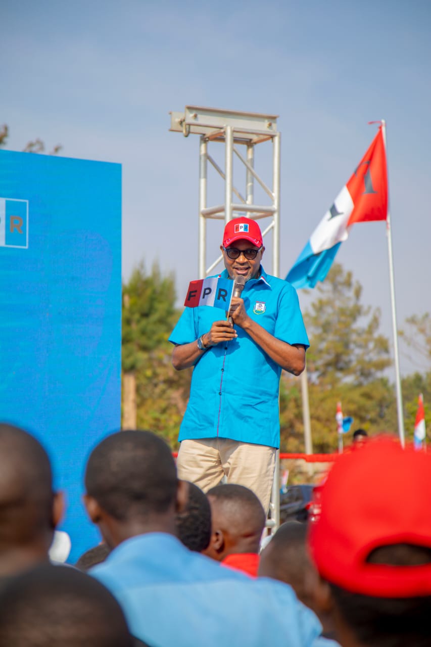 Nkuranga Egide yabwiye abitabiriye ibikorwa byo kwamamaza gutora umukandida Paul Kagame ari ugukomeza kubaka ibikorwa by'iterambere