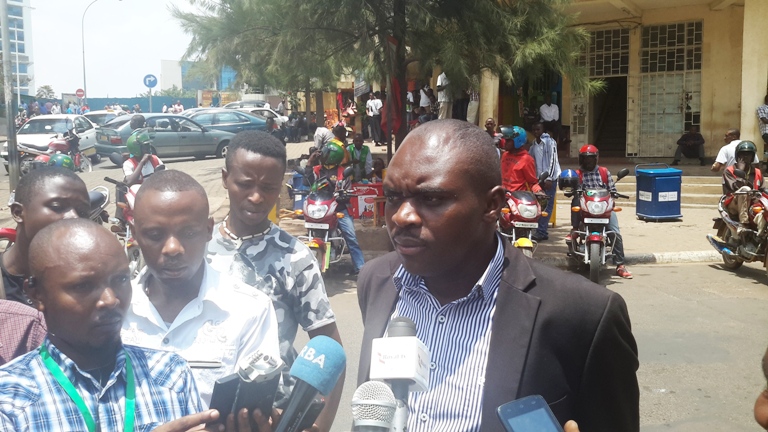 Nsabimana avuga ko abacuruzi bafungiye ari abatishyura imisoro n'amahoro