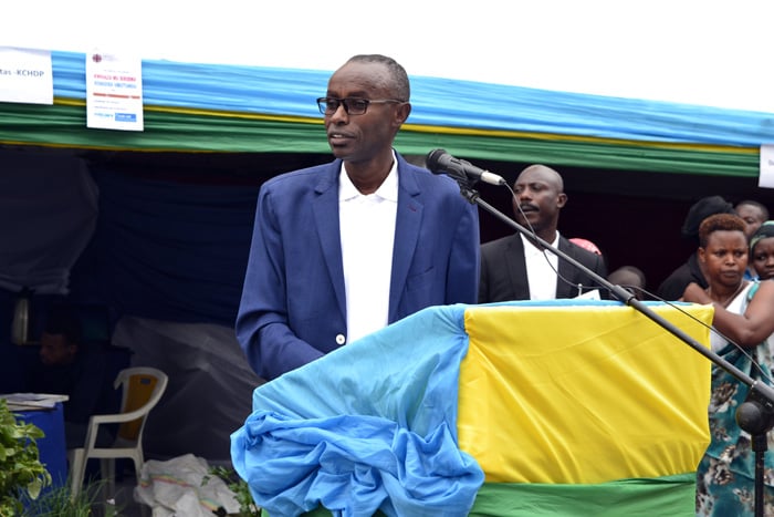 Nshimyumukiza avuga ko inka zifite ubwishingizi zidashobora guhomya nyirazo igihe zagize ikibazo