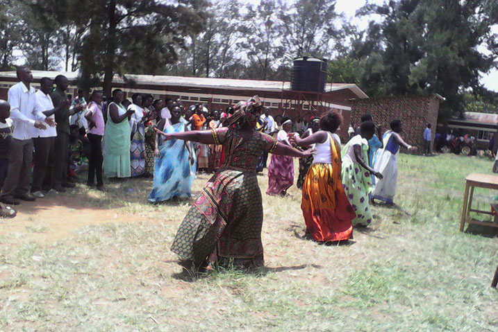 Amatorero yaserukiye utugari twayo biratinda.