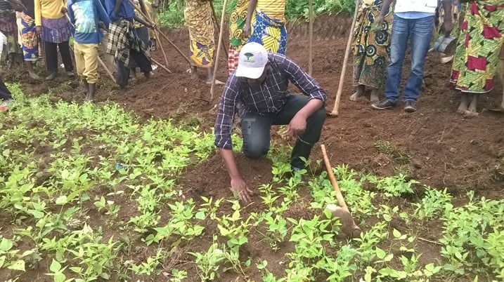 Abayobozi bari bitabiriye umuganda