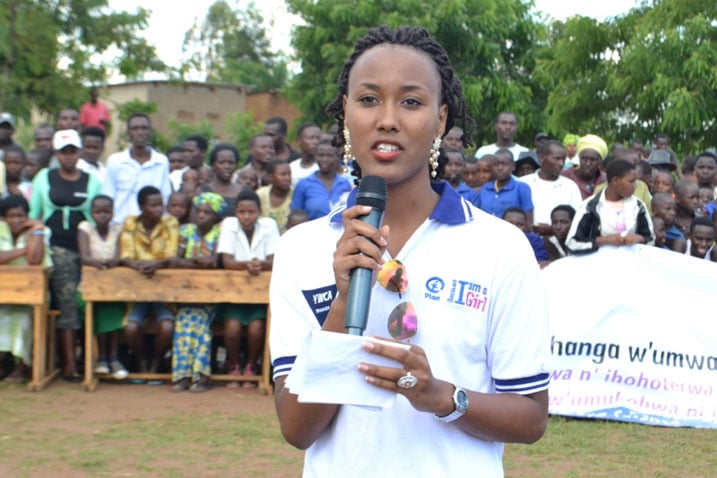 Nyampinga Akiwacu Colombe asaba abakobwa kwiha agaciro birinda ibishuko.