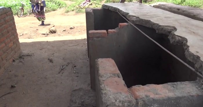 Abaturage basaba ko ibisima byo mu isoko rya Nyarwondo byasenyutse bisanwa