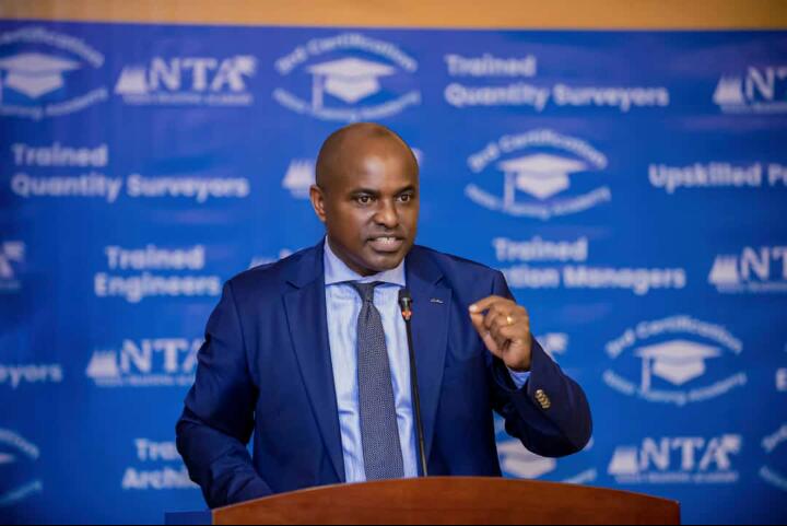 Gatabazi Pascal, Umujyanama Mukuru muri Minisiteri y'Uburezi mu byerekeranye na tekinike