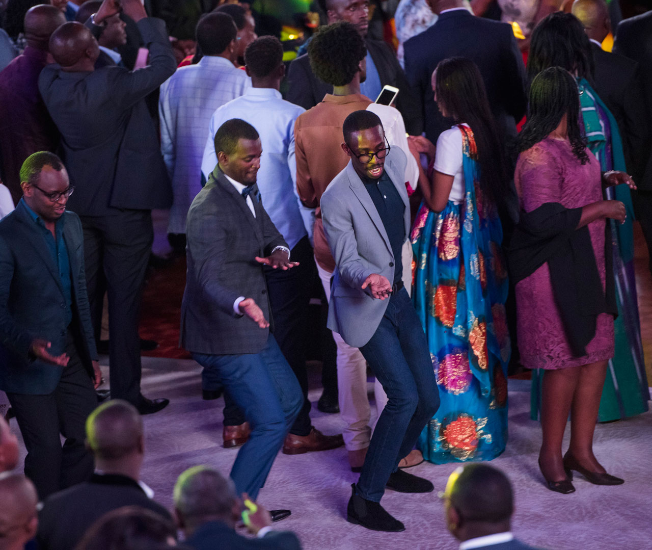 Abenshi biganjemo urubyiruko nabo ntibamutengushye