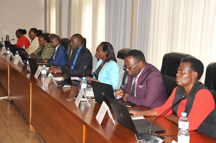 Abadepite bagize Komisiyo ya PAC