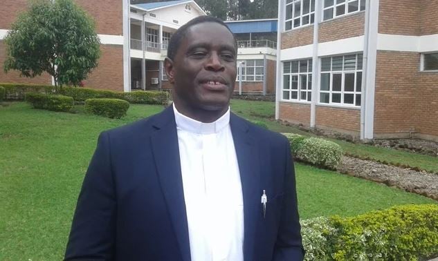 Padiri Dr Fabien Hagenimana