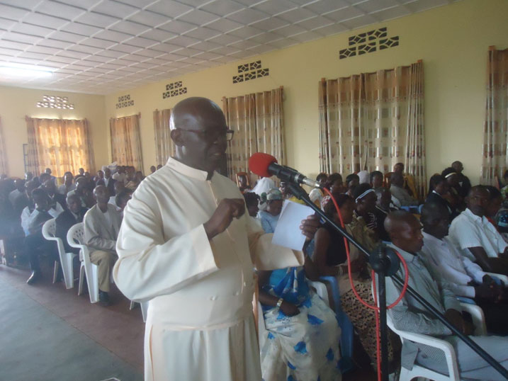 Padri Ubaldi Rugirangoga watangije iyo gahunda avuga ko yari agamije kubohora imitima y'Abanyarwanda.